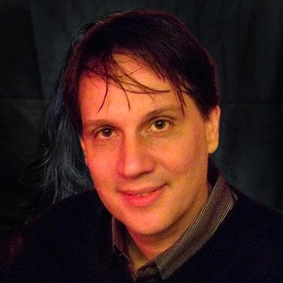 Carlos Mills